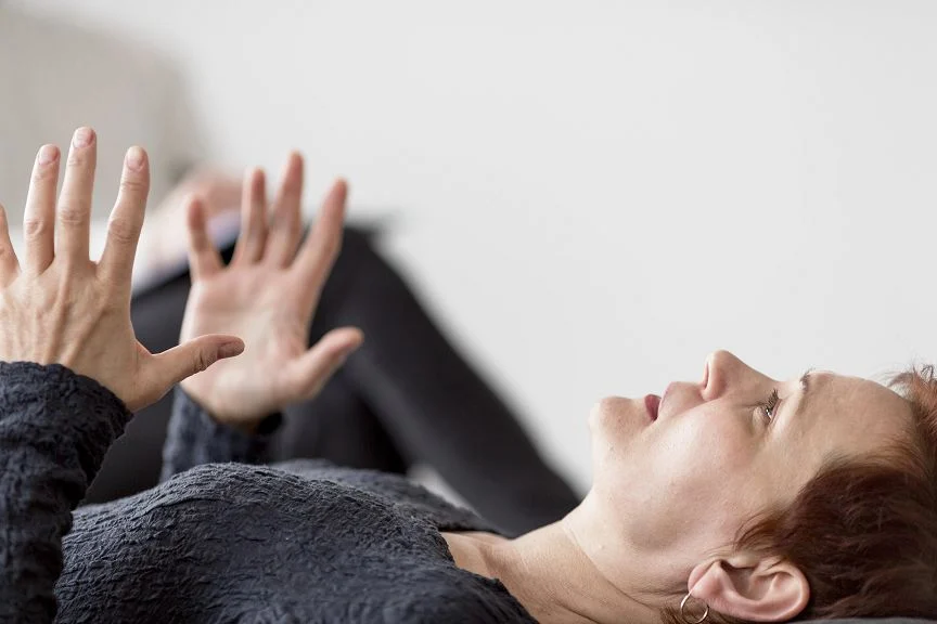 Zagłębianie się w tajemniczy świat regresji duchowej