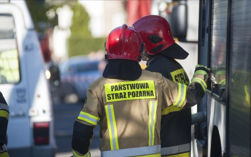 Chwile grozy na Halembie. Lokatorzy bloku przy ulicy Międzyblokowej wyczuli woń gazu