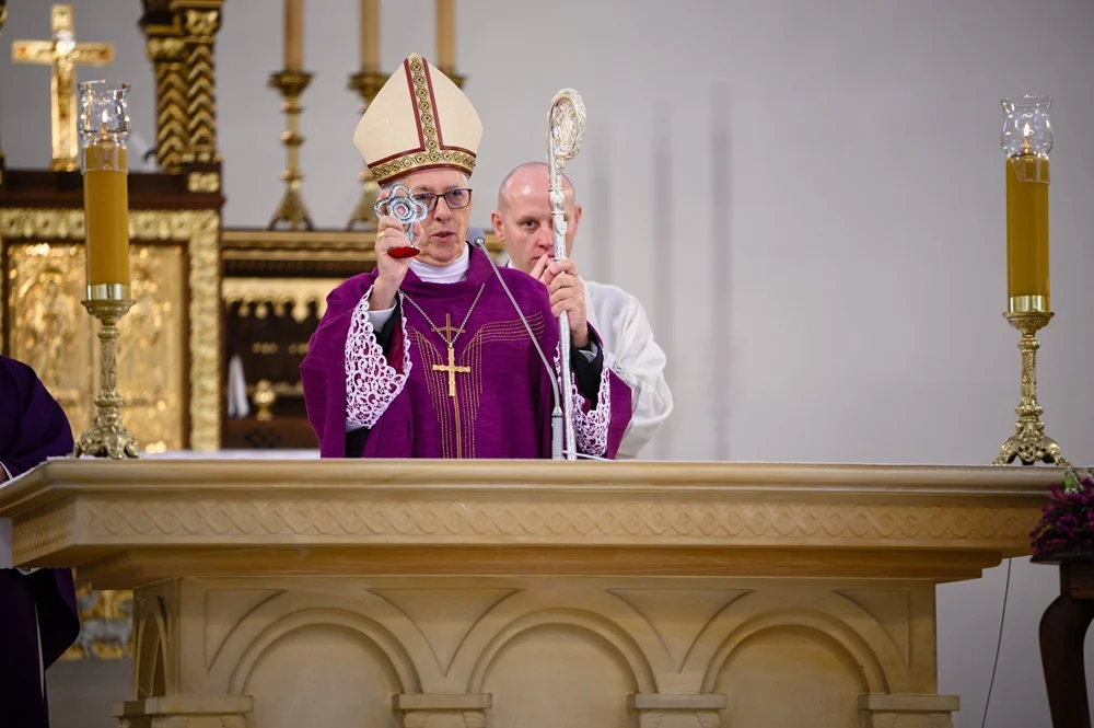 Relikwie bł. Jana Machy w sanktuarium św. Józefa w Rudzie Śląskiej