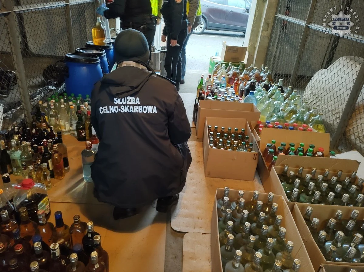 Zlikwidowana nielegalna bimbrownia w powiecie żywieckim [FOTO]