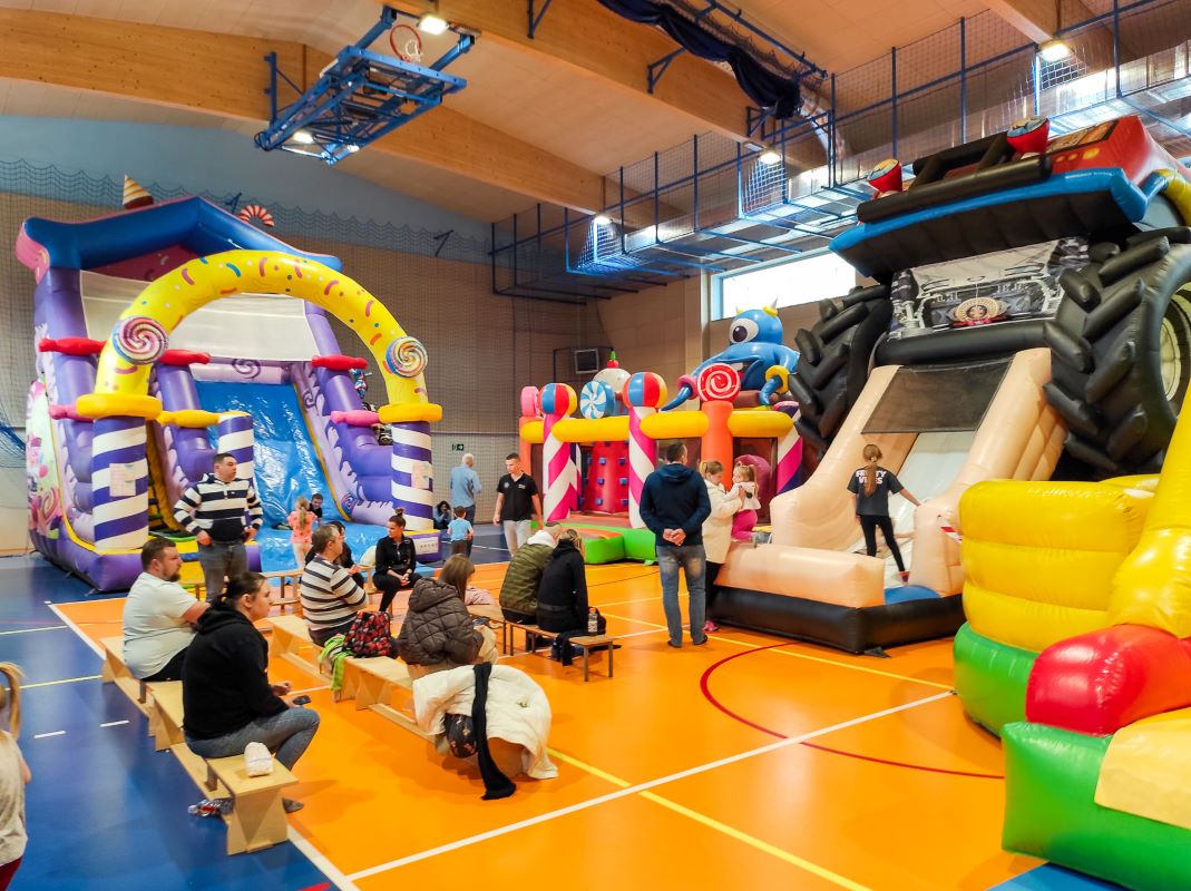 Halowy Festiwal Dmuchańców w Pyskowicach – moc atrakcji dla całej rodziny!