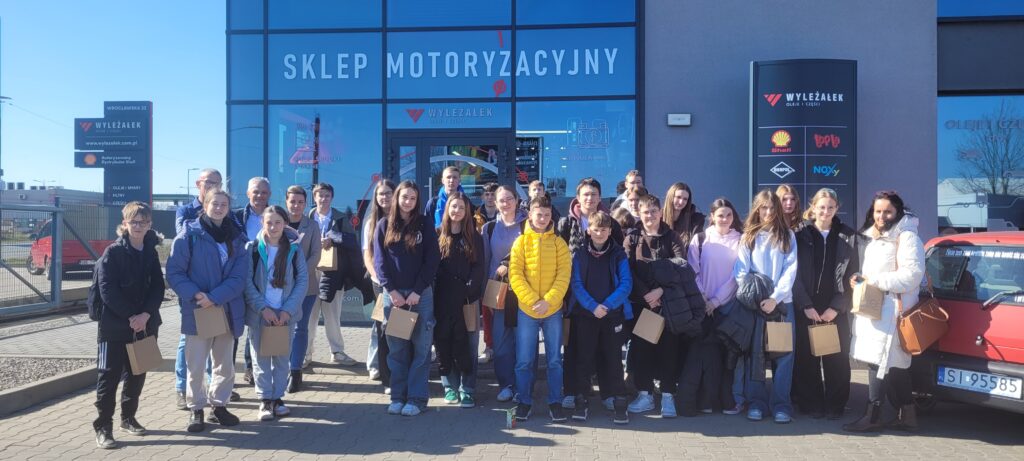 Akademia Przedsiębiorczości: Młodzież poznaje siemianowickie firmy