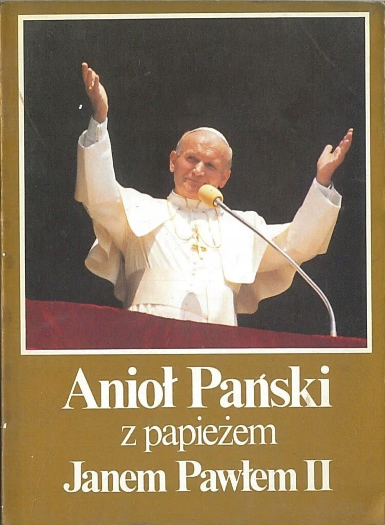 Wystawa "Pamiętamy" ku czci Jana Pawła II – rocznica śmierci papieża Polaka
