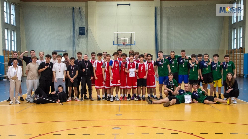 Licealna rywalizacja w koszykówce: Zwycięzcy Mysłowickiej Licealidy 2025