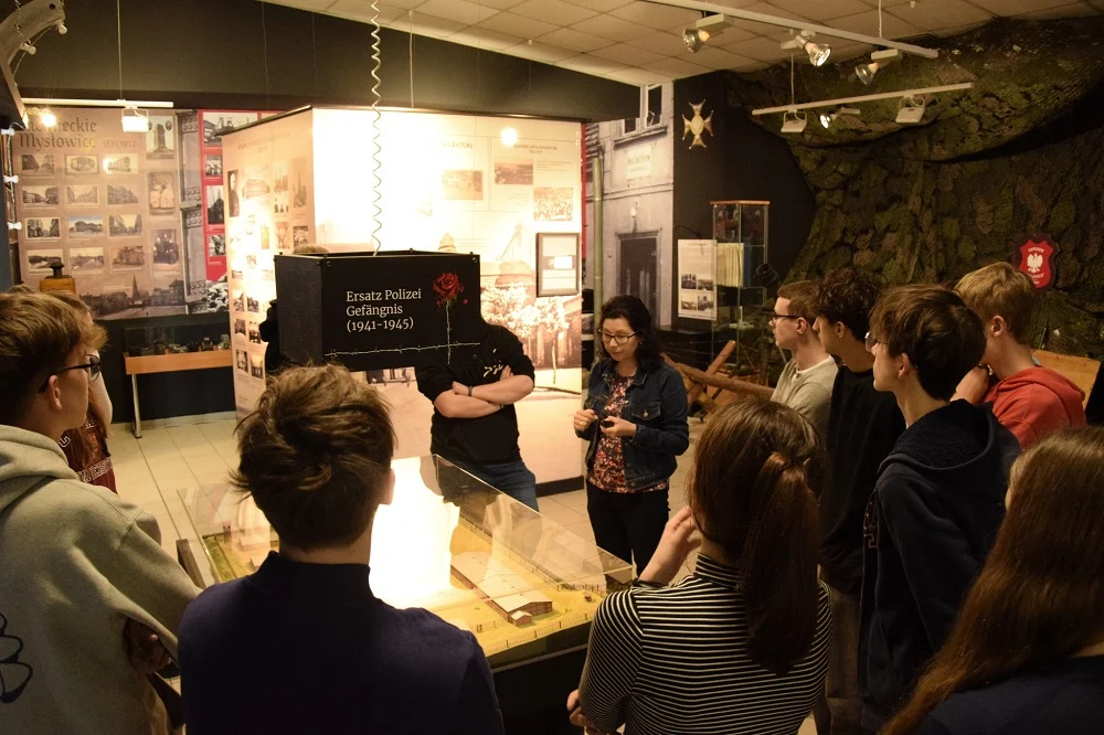 Mysłowiccy uczniowie odkrywają historię Obozu Pracy w ramach projektu IPN