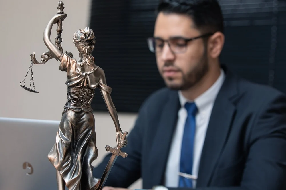 Darmowa pomoc prawna w Tychach – 5 punktów i nowa lista instytucji