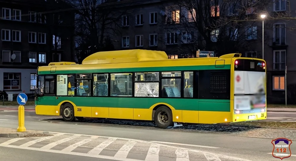 Kto strzelał do autobusu w Tychach? Policja apeluje o pomoc!
