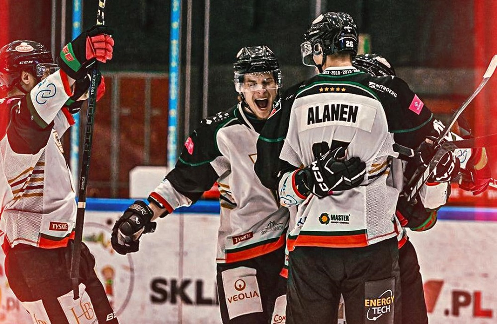 GKS Tychy wygrywa 5:1 z GKS Katowice i prowadzi 2:0 w finale!