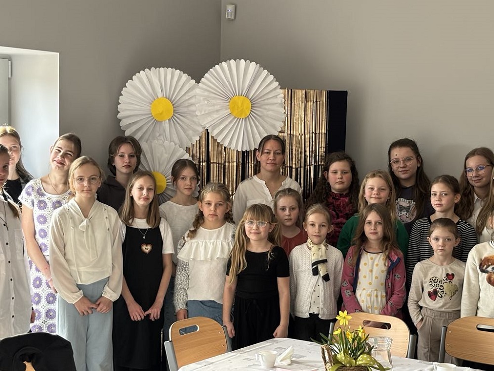 „Małe Kobietki z Dużymi Kobietami” – Inspirujące spotkanie w Orzeszu