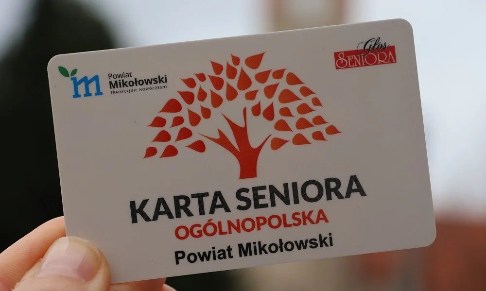 Seniorze, skorzystaj ze zniżek! Sprawdź, gdzie wyrobić kartę