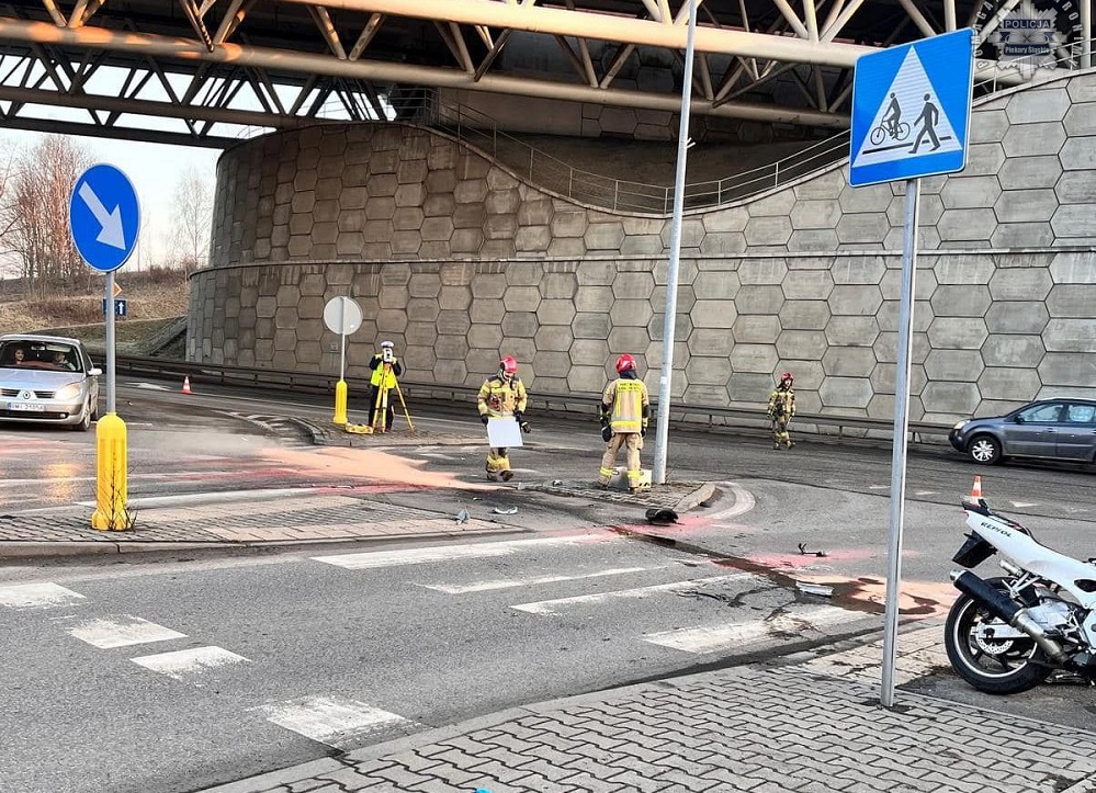 Zdarzenie drogowe z udziałem nietrzeźwego motocyklisty – 36-latek w szpitalu