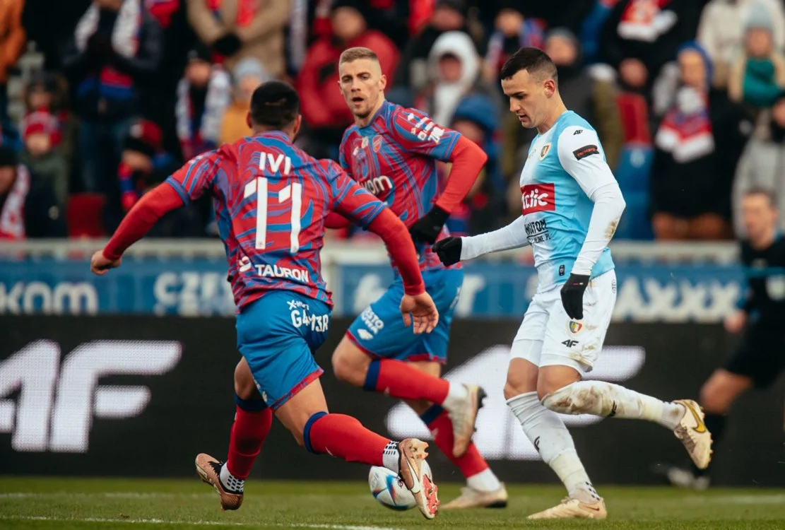 Świętuj Dzień Kobiet na meczu Piasta Gliwice z Rakowem Częstochowa