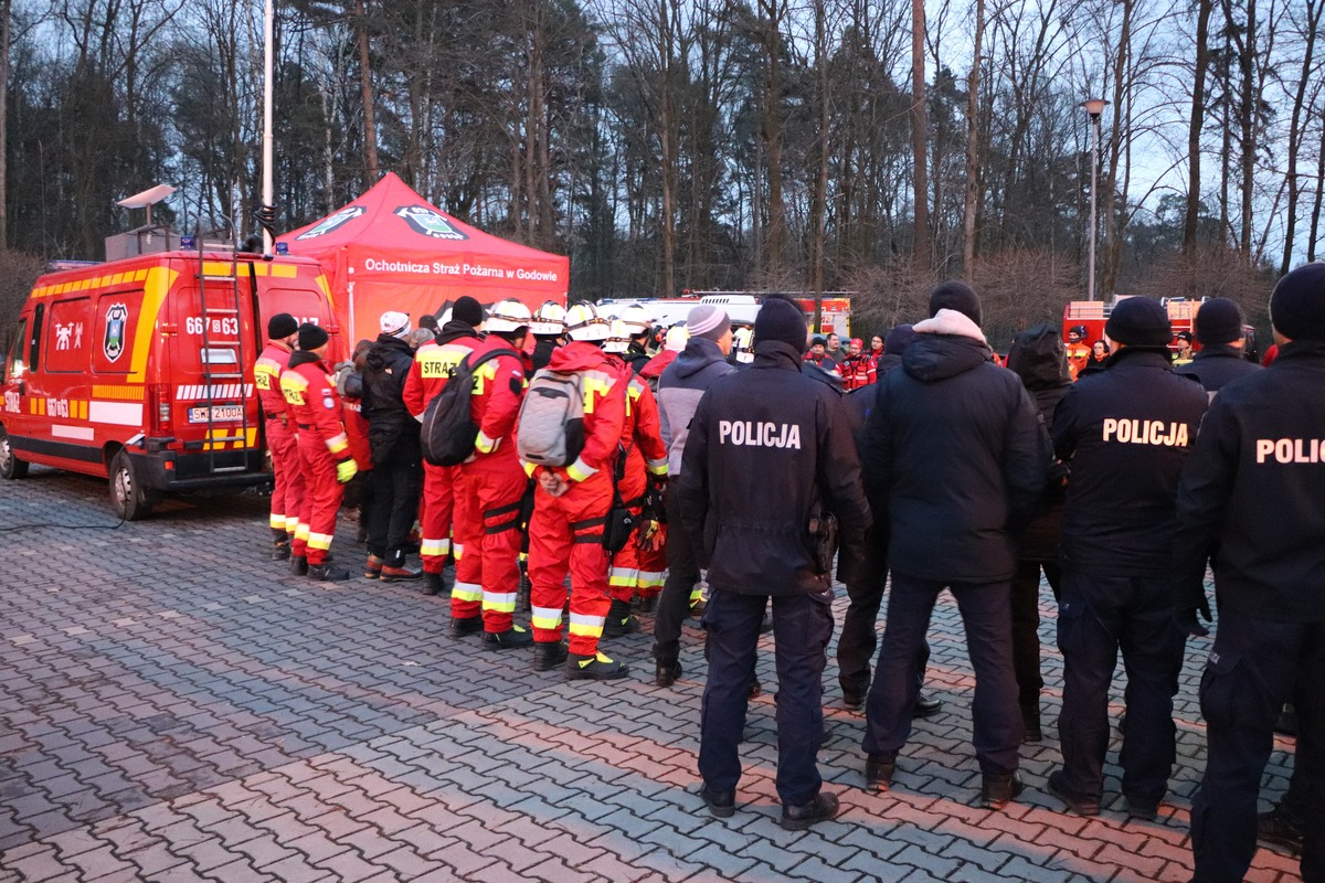 Policjanci z Gliwic wzięli udział w Nocnych Manewrach Poszukiwawczo-Ratowniczych