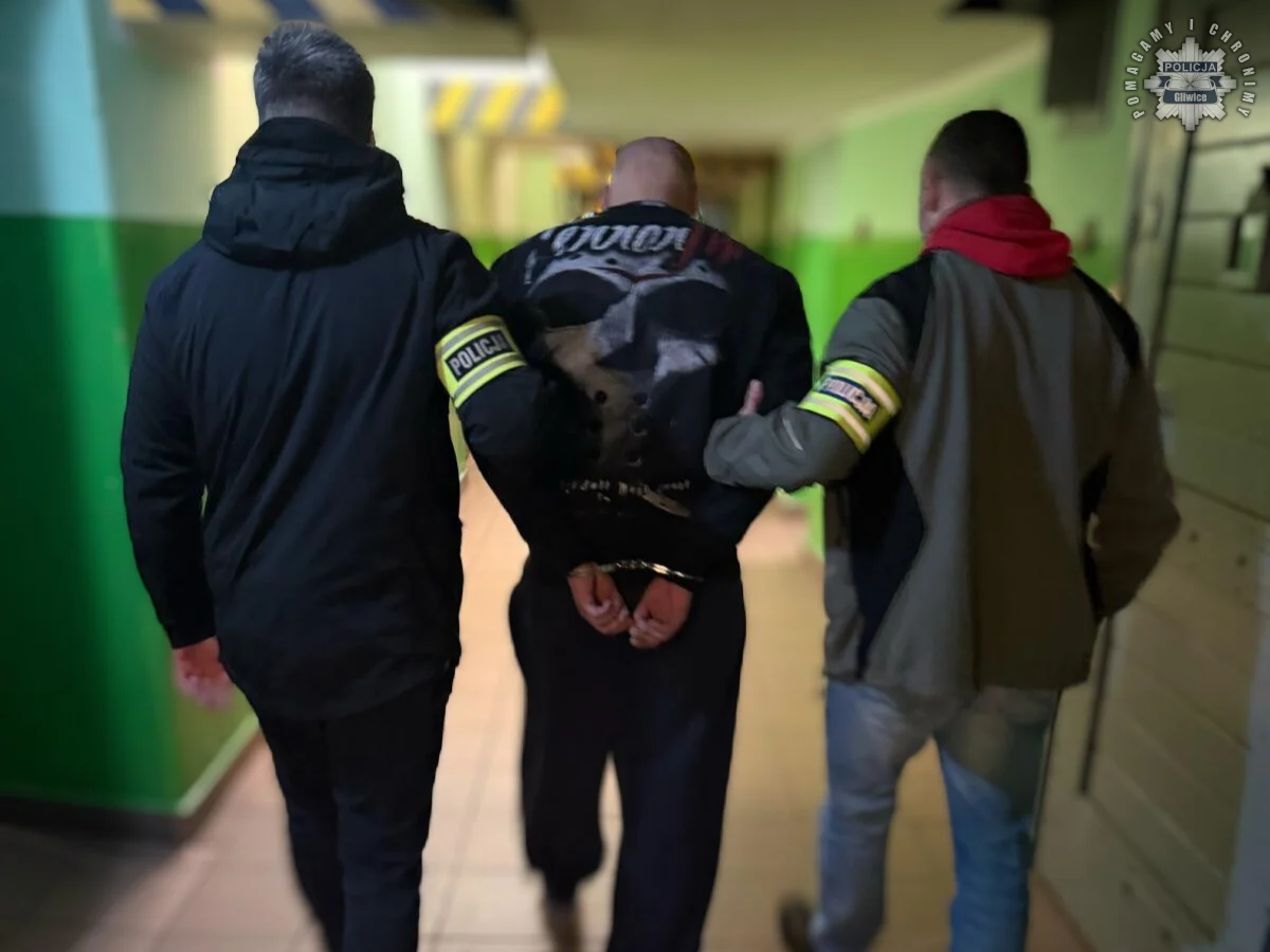 Zatrzymano 30-latka za posiadanie blisko kilograma narkotyków