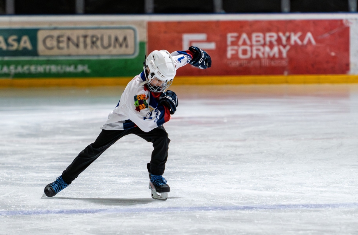 Złote medale w Łyżwiarstwie szybkim dla uczniów Szkoły Mistrzostwa Sportowego! 3