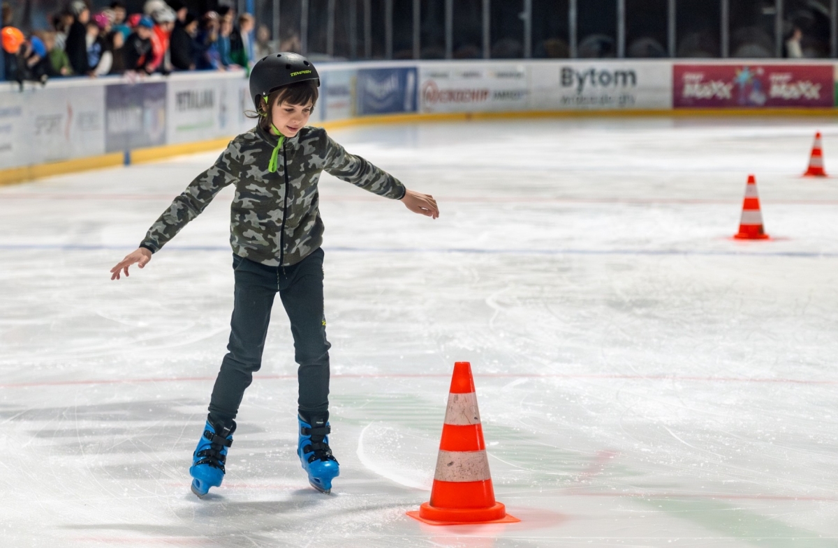 Złote medale w Łyżwiarstwie szybkim dla uczniów Szkoły Mistrzostwa Sportowego! 12