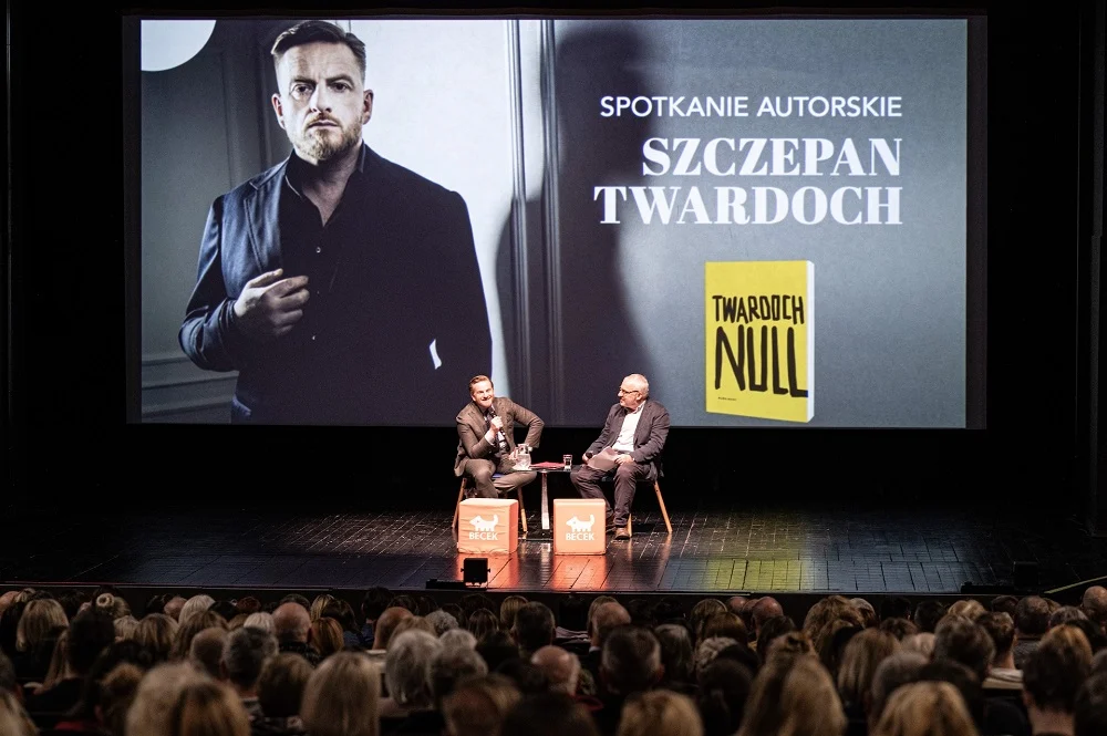 Bytom gościł Szczepana Twardocha – autor "Null" zainspirował fanów literatury