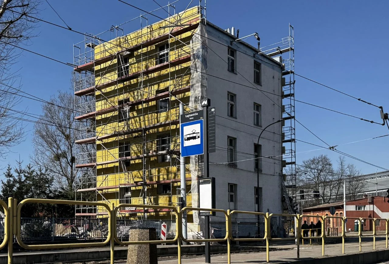 Nieużytkowany budynek zaplecza technicznego BPK zostanie zaadaptowany na biura