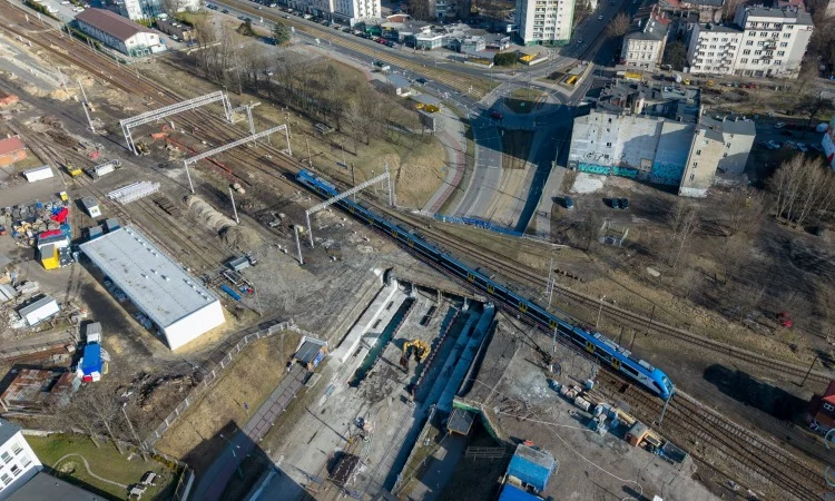 Remonty wiaduktów w Sosnowcu – liczne zmiany w komunikacji miejskiej