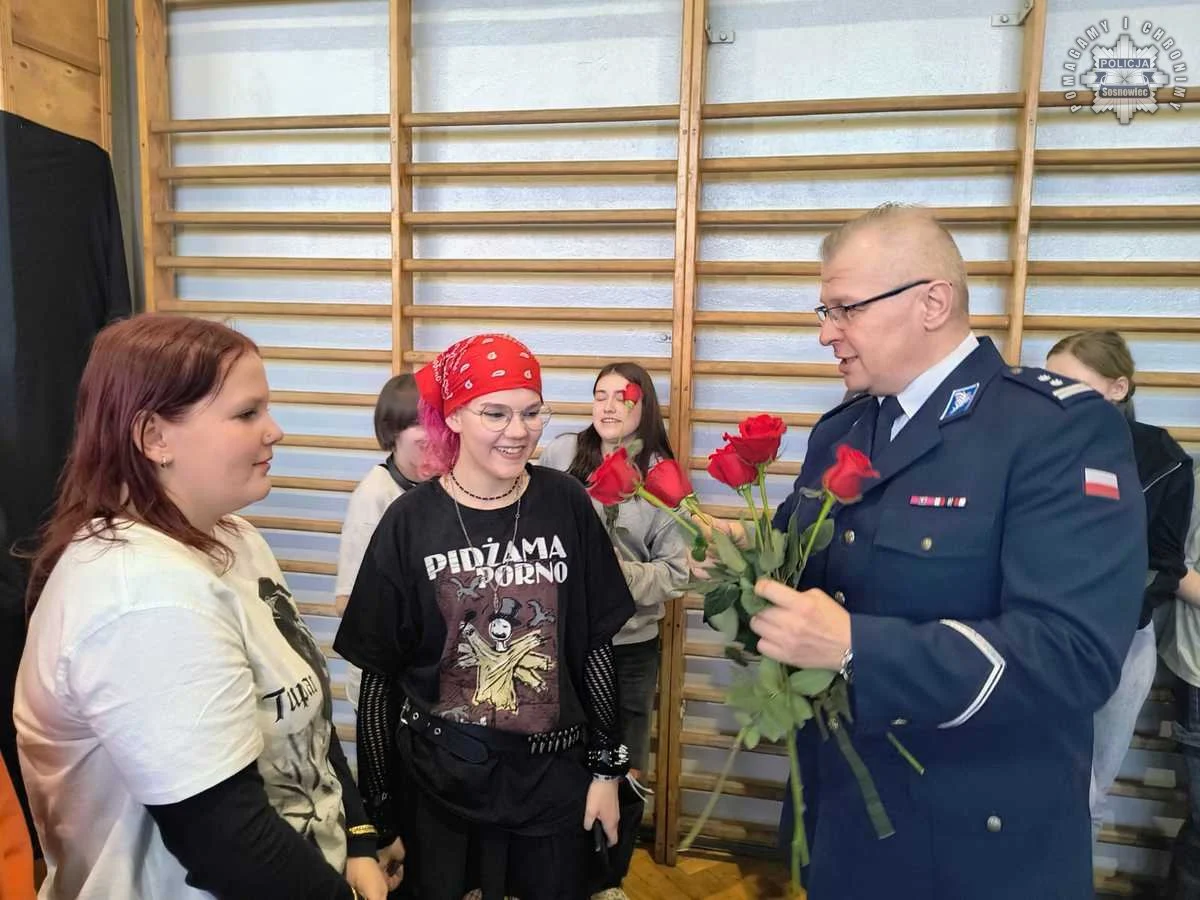 Projekt „Być Kobietą, Być Kobietą”: 24 seniorki zaprezentowały się na wybiegu