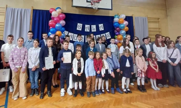 W Szkole Podstawowej nr 6 odbyła się VII edycja uroczystej Gali Laureatów