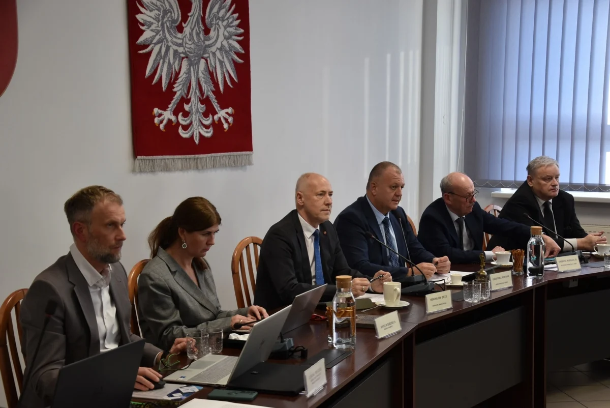 Marcowa sesja Rady Powiatu. Bezpieczeństwo i budżet na pierwszym planie!