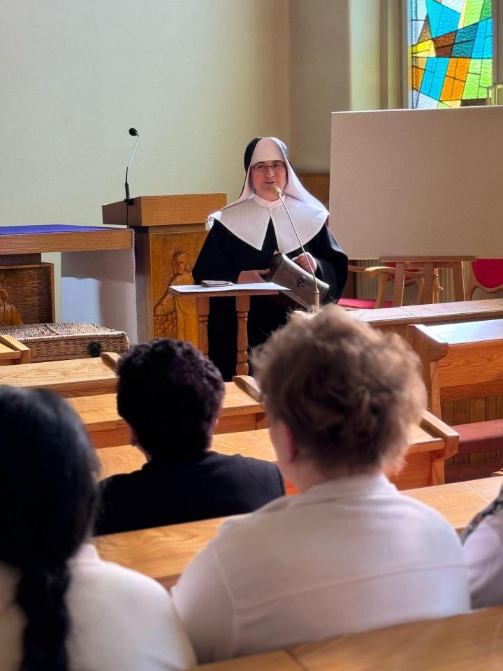 Uroczystości ku czci patrona szpitala św. Józefa w Mikołowie. Wicestarosta i członkowie Zarządu Powiatu podkreślają bliską współpracę z placówką. Życzenia dalszego rozwoju 7