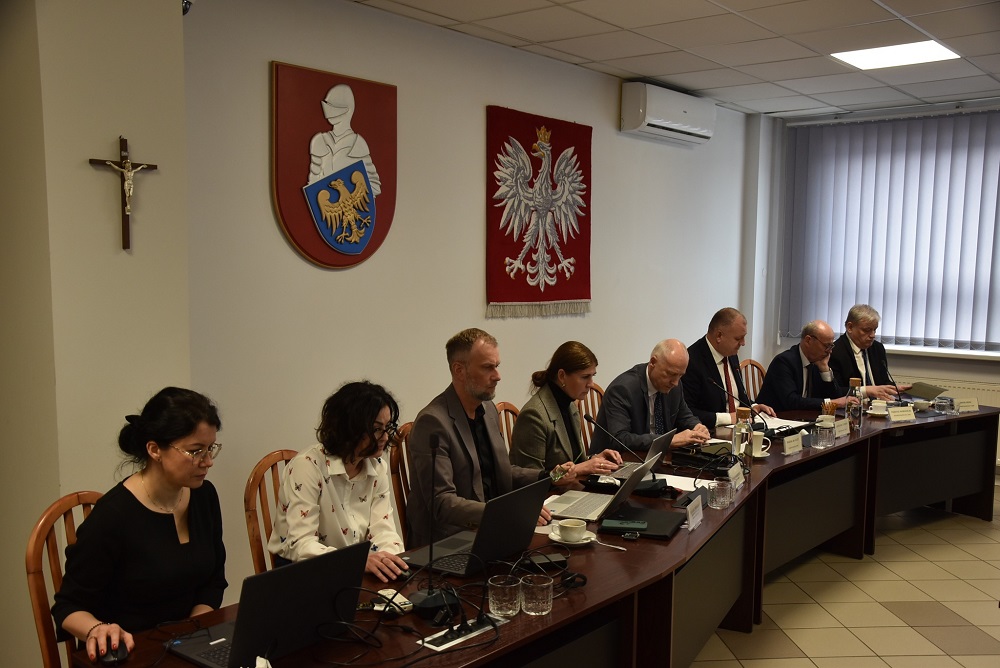 Radni Rady Powiatu Mikołowskiego omówili stan dróg i plany inwestycji drogowych