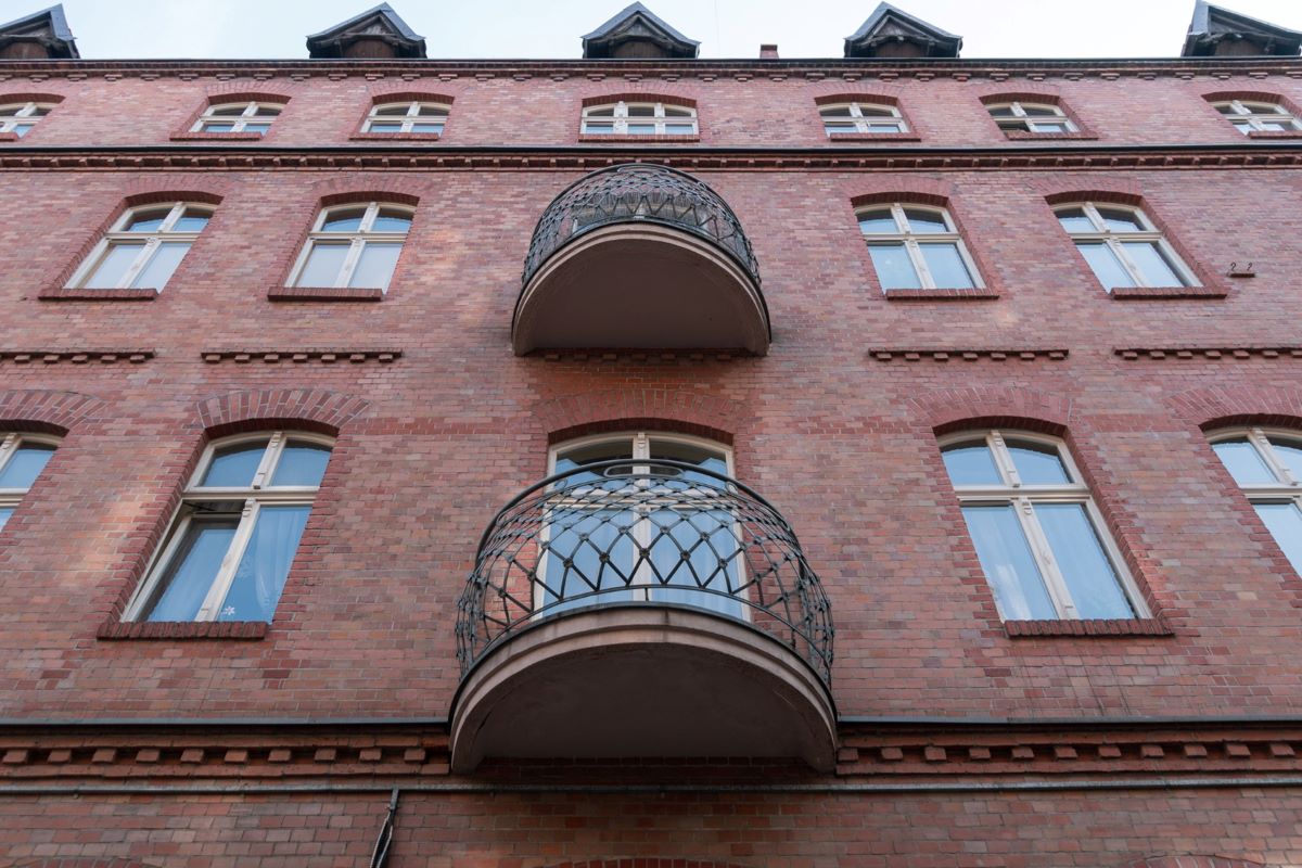 Zabytkowa kamienica skrywała tajemnicę. Niezwykłe malowidła sprzed lat!