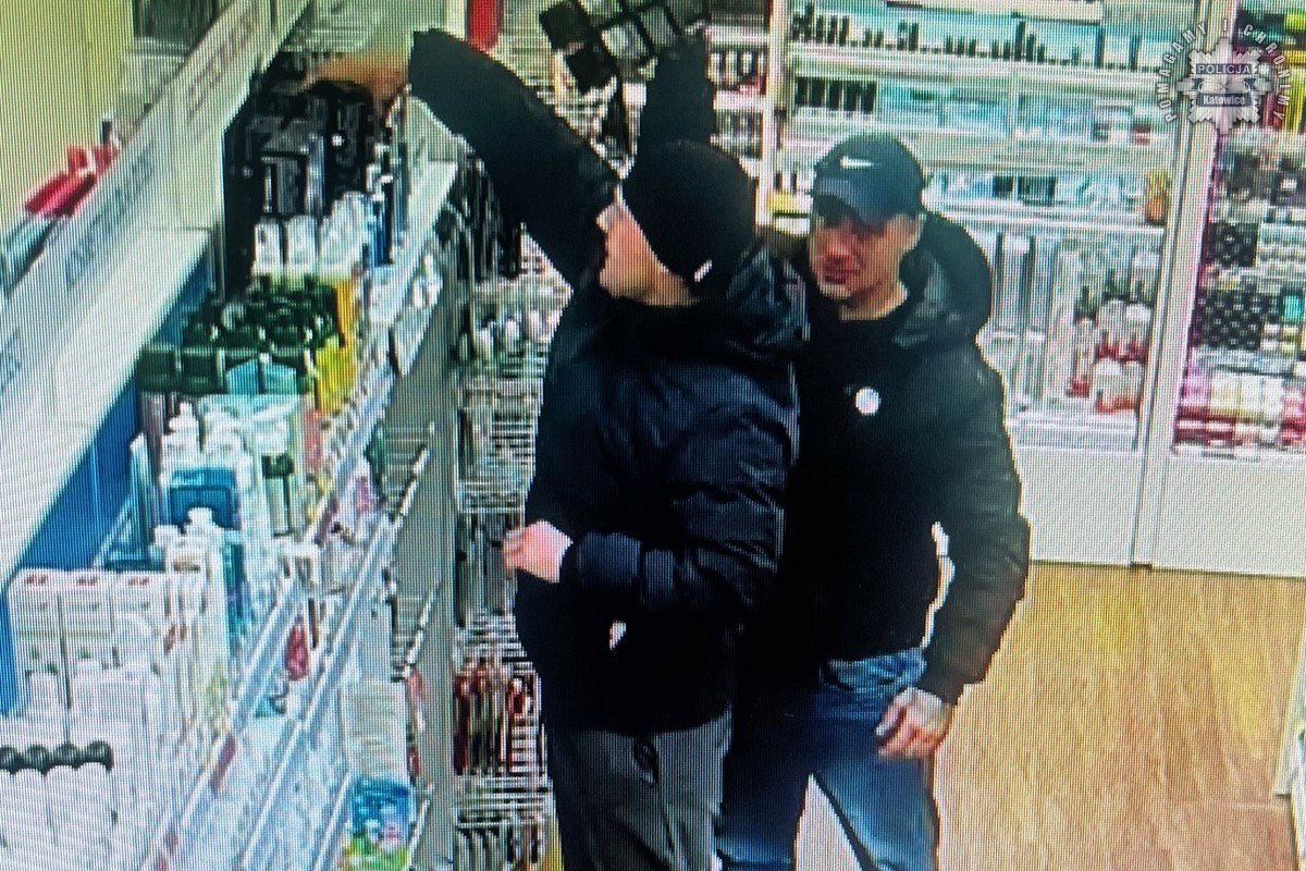 Policja poszukuje sprawców kradzieży w Katowicach. Rozpoznajesz ich?