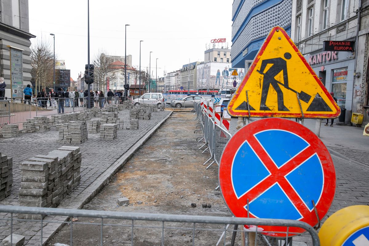 Rewitalizacja ul. Mickiewicza. Remont nawierzchni w centrum Katowic!