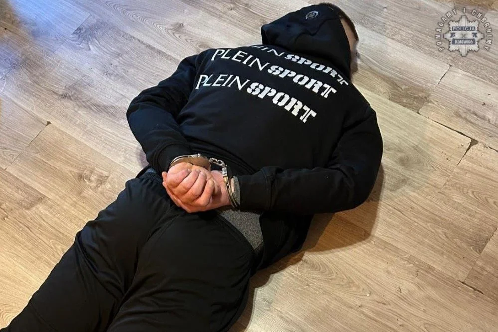 Kradzież radarów tempomatów i halogenów w Katowicach. Zatrzymano sprawców!