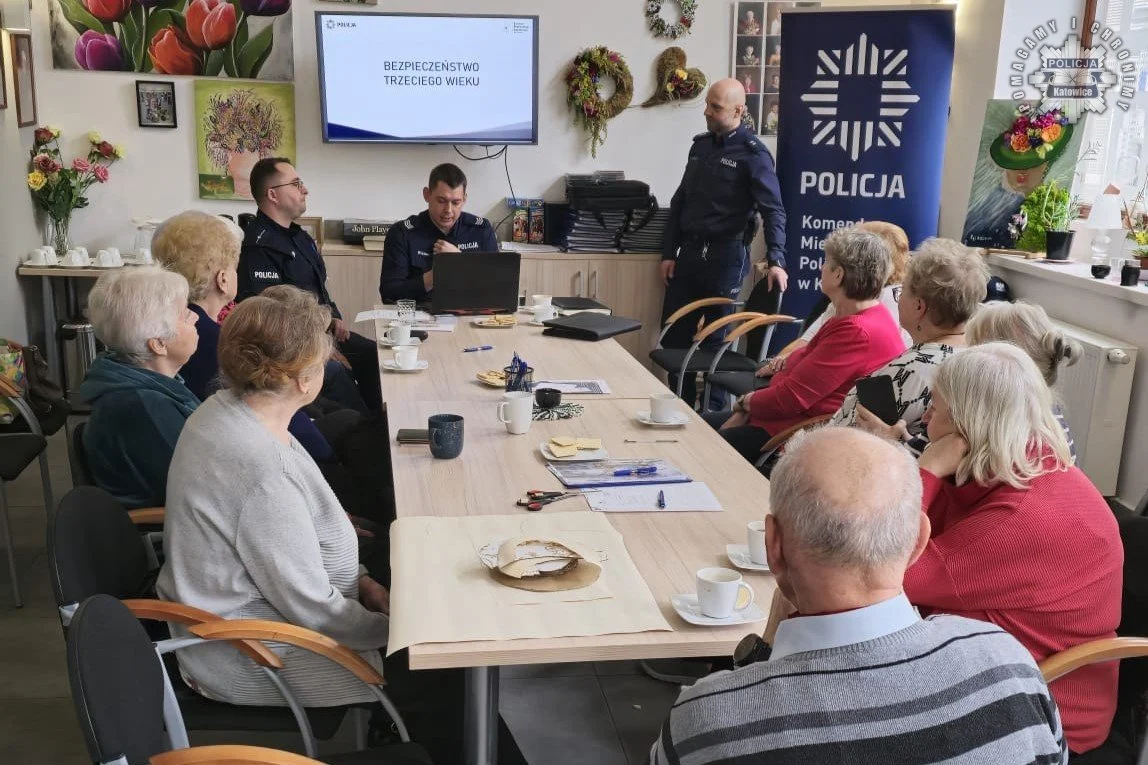 Bezpieczeństwo seniorów na pierwszym planie. Katowice debatują o zagrożeniach