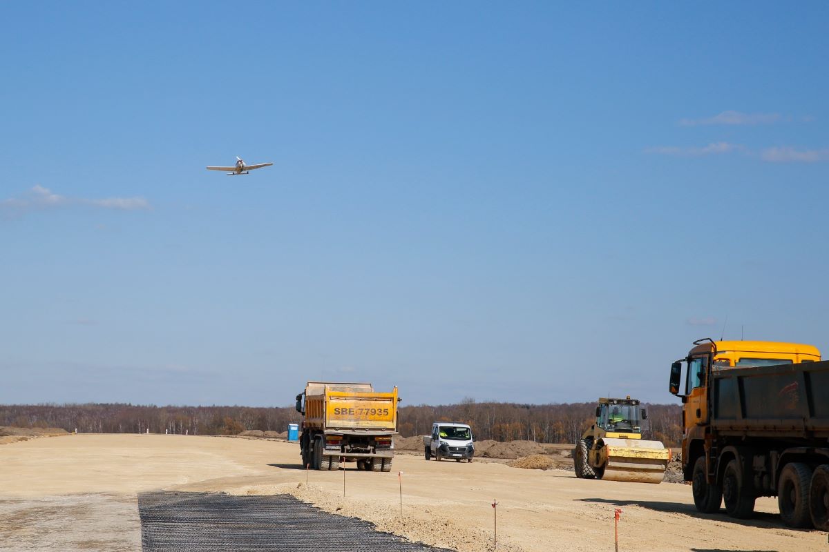 Lotnisko Muchowiec rośnie w siłę. Kolejne inwestycje na pasie startowym!