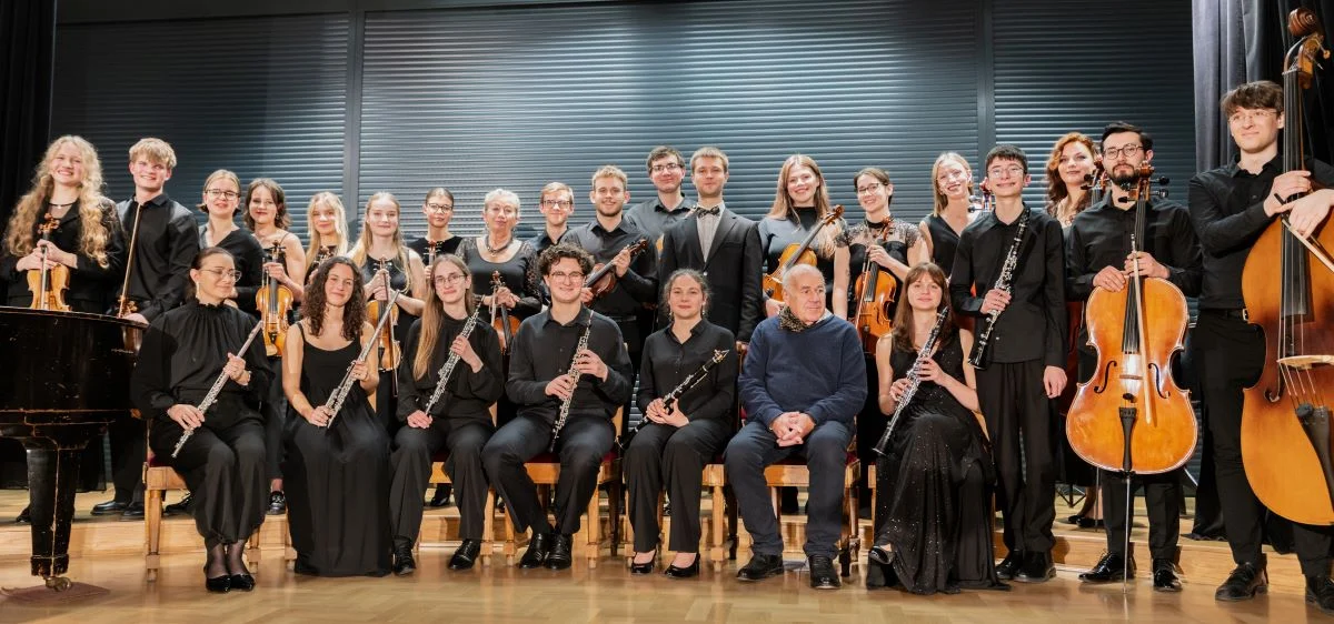 Światowe dźwięki i śląskie serce. Koncert orkiestry Sempre już 18 maja!