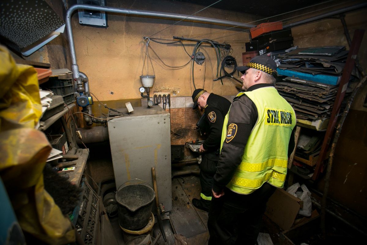 Drony, mandaty i dotacje. Jak Katowice walczą ze smogiem?