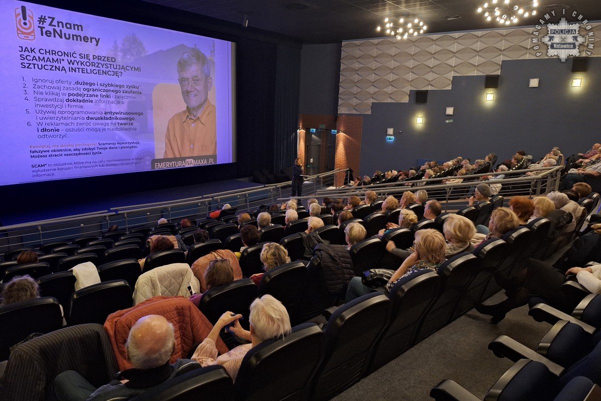 Jak nie dać się oszukać? Katowiccy seniorzy dowiedzieli się tego w kinie!