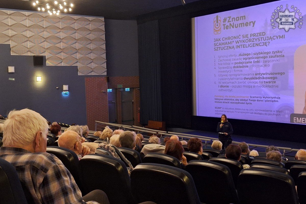 Jak nie dać się oszukać? Katowiccy seniorzy dowiedzieli się tego w kinie!