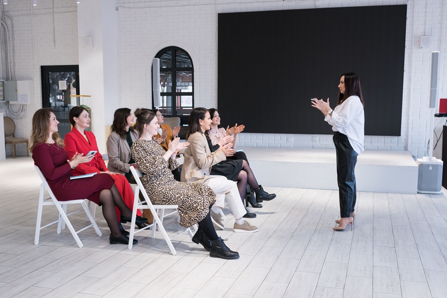 Dlaczego warto zainwestować w profesjonalną organizację eventu