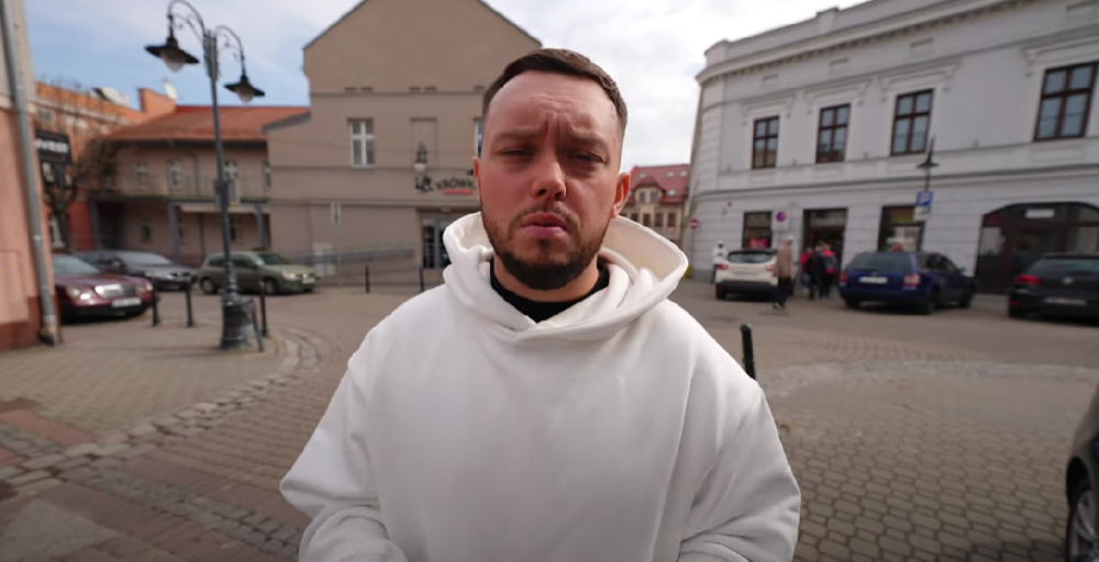 Youtuber Książulo odwiedził Bar Mleczny „Krówka”!
