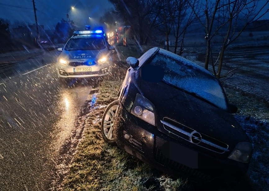 Kierowca pod wpływem alkoholu zatrzymany dzięki szybkiej reakcji świadka