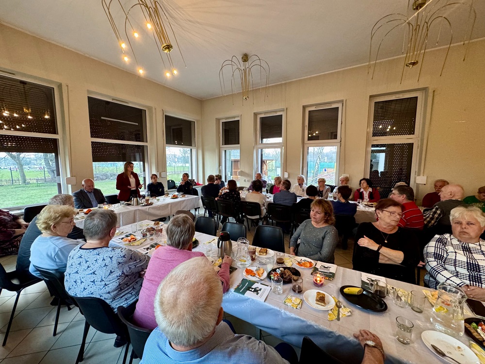 Zabrze stawia na seniorów – nowe inicjatywy i zielone działania w dzielnicach