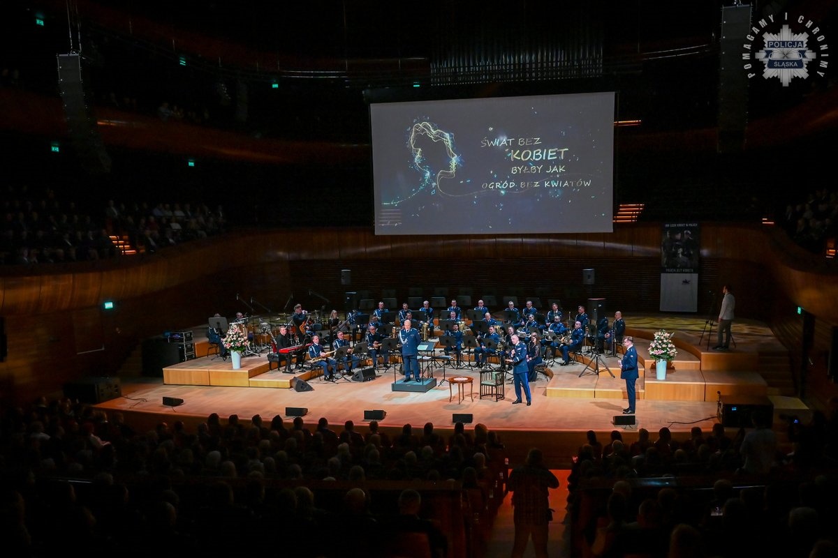Uroczysty koncert w NOSPR „Policja jest Kobietą” 10