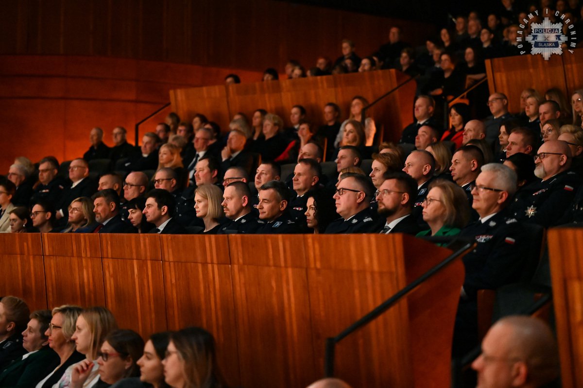 Wyjątkowy koncert „Policja jest Kobietą” w NOSPR. Hołd dla 100 lat służby!