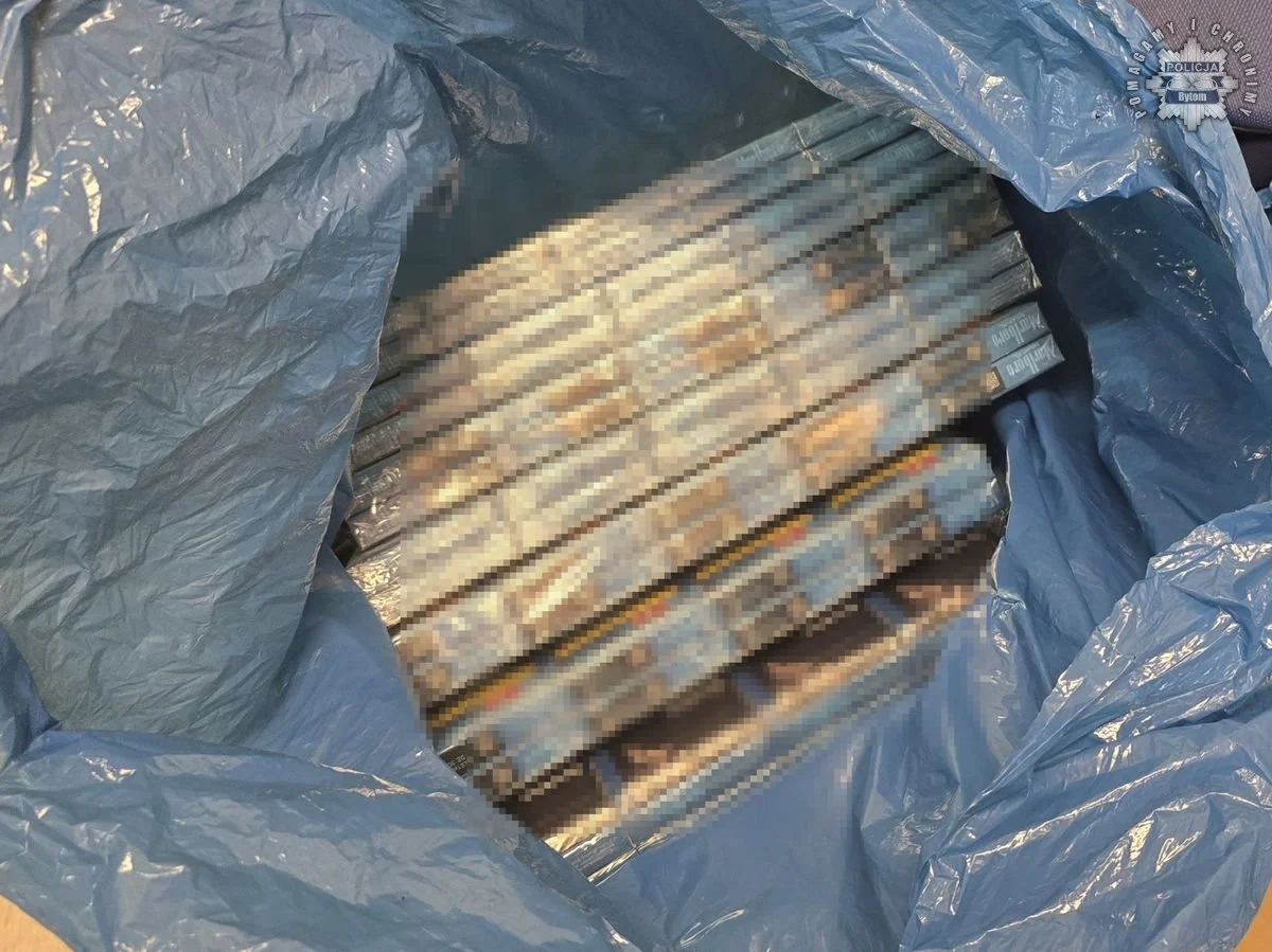 Bytomscy policjanci przechwycili prawie sto tysięcy papierosów