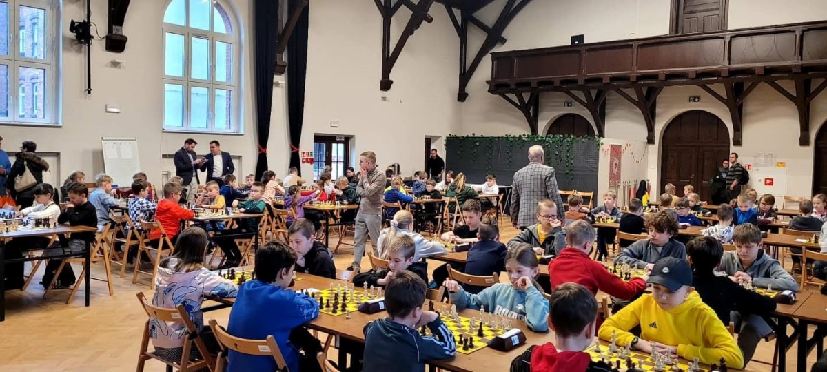 I Turniej Szachowy w Chorzowie. Młodzi mistrzowie strategii pokazali klasę!