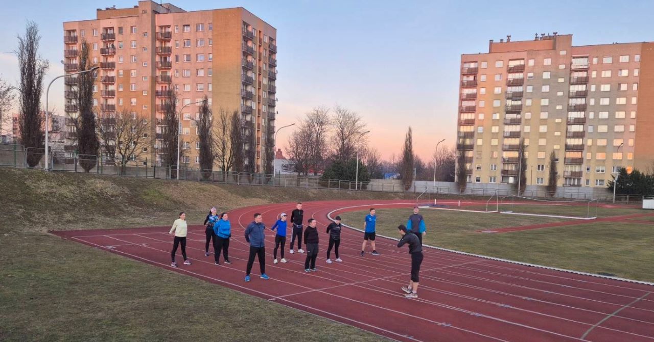 Zostań Superbiegaczem lub Superpływakiem. MORiS zaprasza do sportowych wyzwań