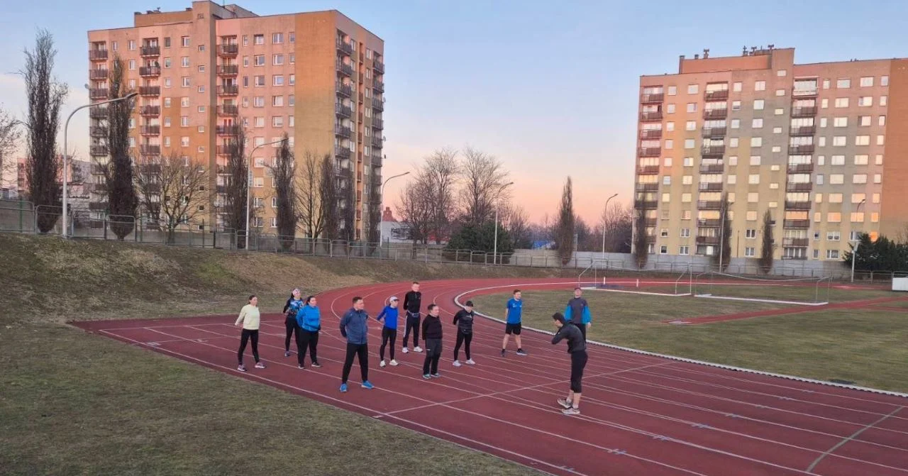 Zostań Superbiegaczem lub Superpływakiem. MORiS zaprasza do sportowych wyzwań