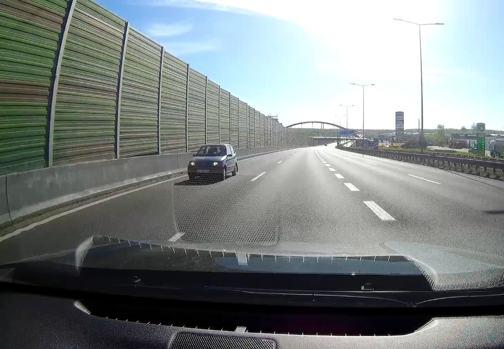 86-latek jechał pod prąd na A4. Cudem nie doszło do tragedii