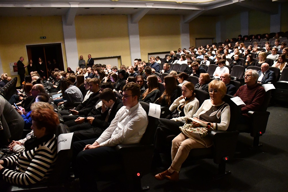 W kręgu poezji i prozy lagrowej więźniarek KL Ravensbruck im. Wandy Półtawskiej 3
